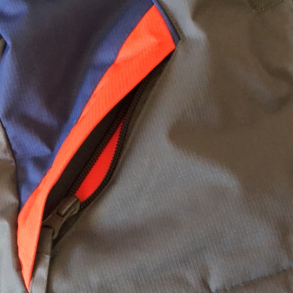 Mountain Warehouse ski jacket size 3-4 toddler - Picture 6 of 7